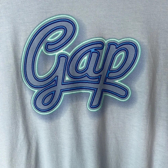 GAP NWT Baby Blue Retro Graphic Logo Crewneck Favourite Tee Sizes S & M - Picture 3 of 8